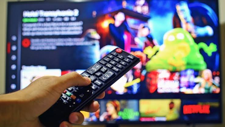 Guest Streaming Guide: Making Rental TVs Feel Like Home