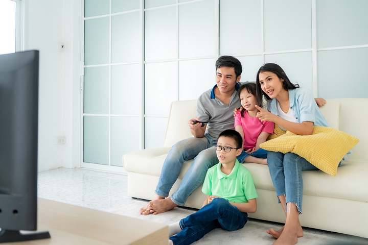 Rural Viewing: Satellite vs Internet TV When Fiber Isn't Available